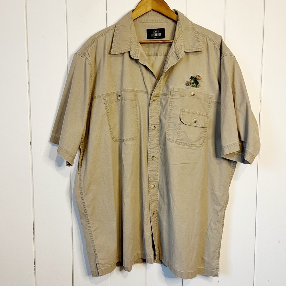 RedHead Khaki Bass Fishing Button Down Shirt.